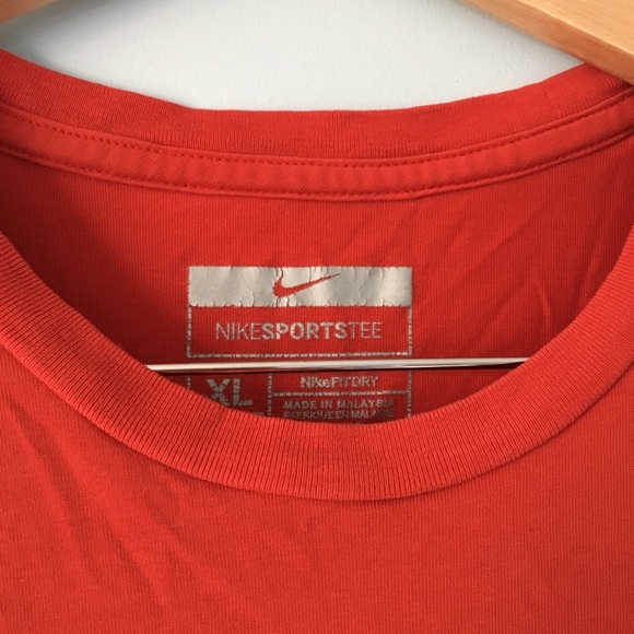Red Nike sports tee - Picture 2 of 3
